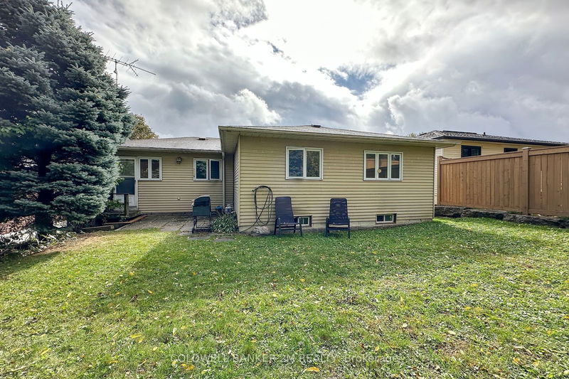 38 Orchard Rd  Scugog, L9L 1G6 | Image 9