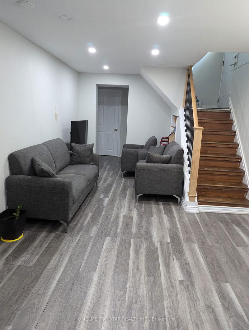 home for lease on Bsmnt-783 Scarborough Golfclub Road