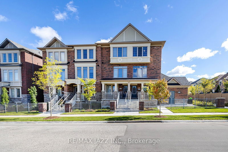 517 Old Harwood Ave  Ajax, L1Z 0V2 | Image 3