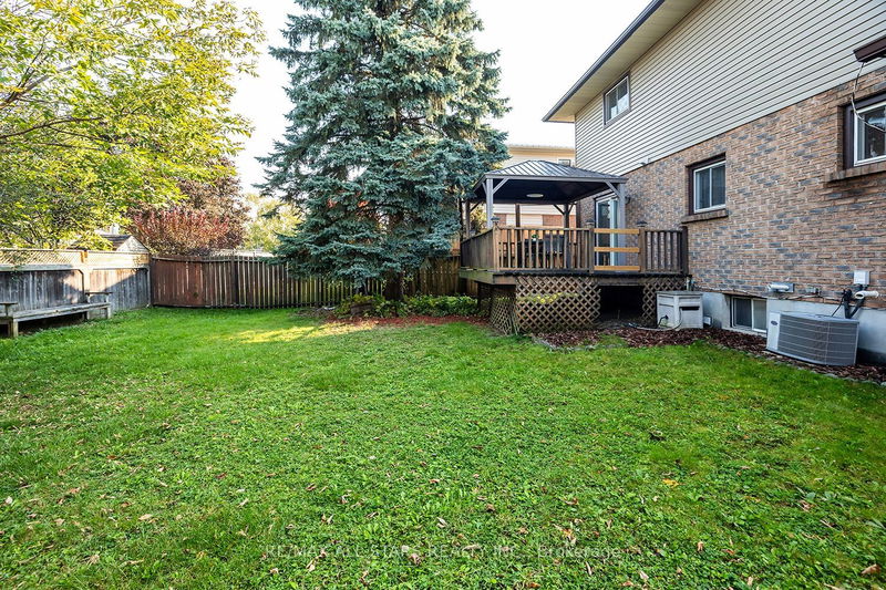 3 Applewood Cres  Scugog, L9L 1G7 | Image 23