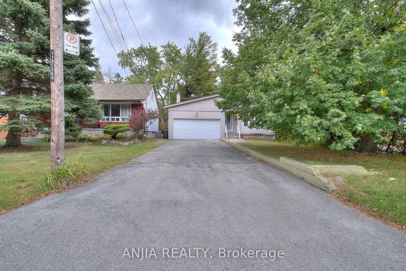 33 Conlins Rd  Toronto, M1C 1C2 | Image 3