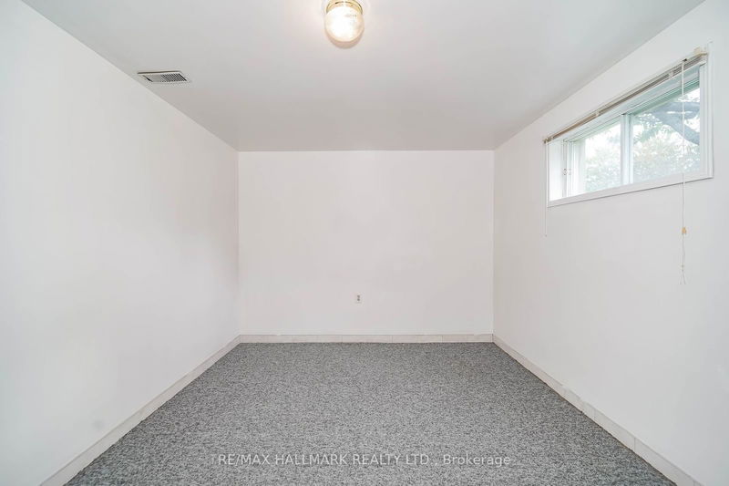 40 Aragon Ave  Toronto, M1T 1X7 | Image 34