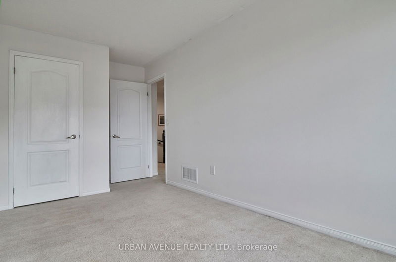 30 Lander Cres  Clarington, L1C 0L4 | Image 27