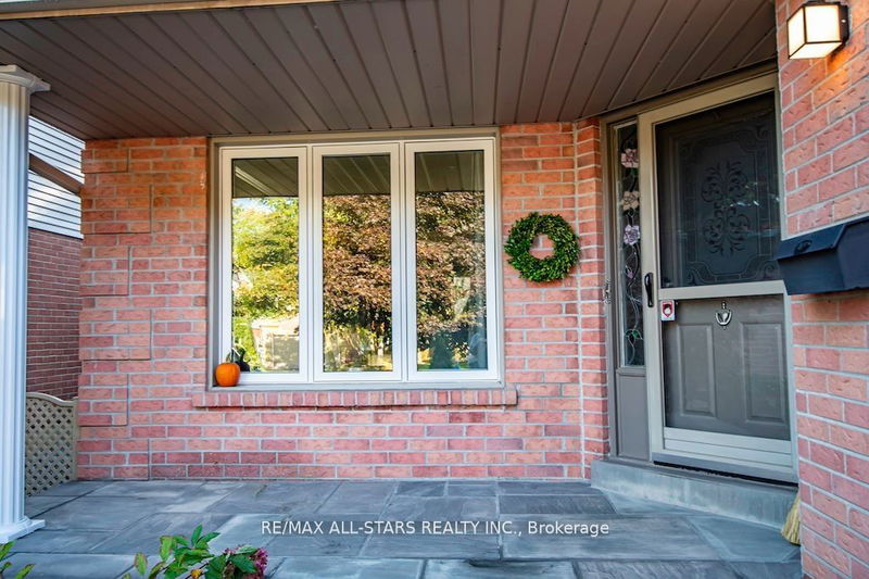 180 Sandringham Dr  Clarington, L1E 2A5 | Image 3