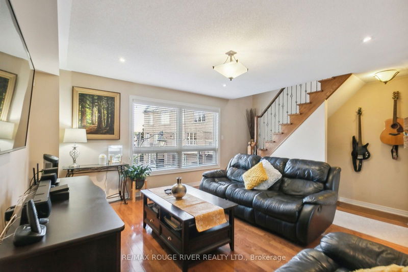 5 Ignatius Lane  Toronto, M1E 0A2 | Image 12