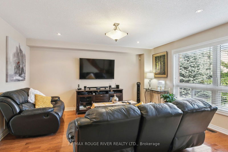 5 Ignatius Lane  Toronto, M1E 0A2 | Image 14