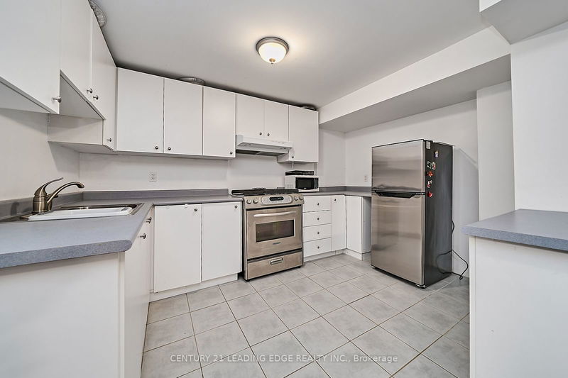 20 Nieuwendyk St  Whitby, L1P 1V3 | Image 25