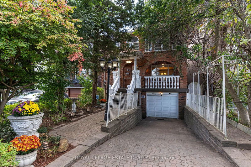 187 Holborne Ave  Toronto, M4C 2R7 | Image 37