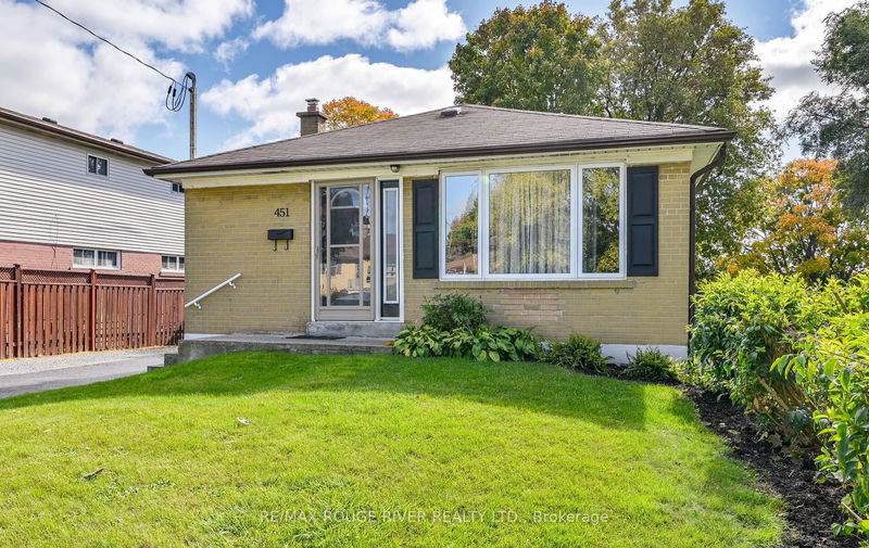 451 Phillip Murray Ave  Oshawa, L1J 1H6 | Image 2