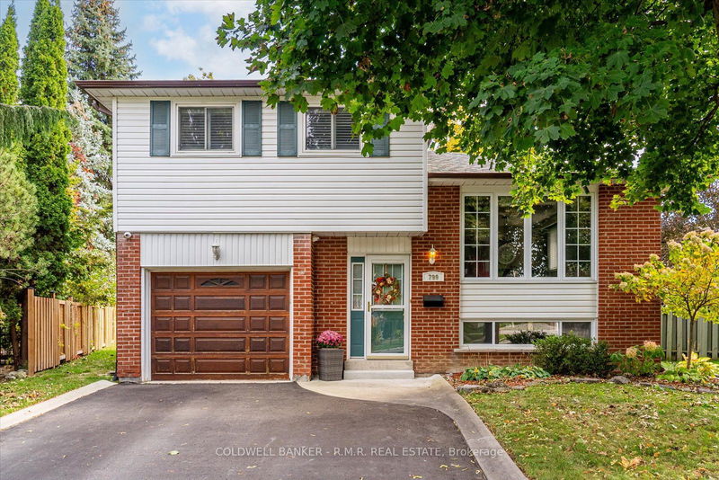 799 Rodney Crt  Oshawa, L1G 6V6 | Image 2