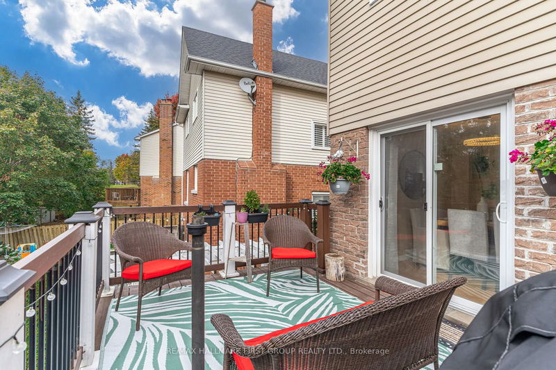 24 Habitant Cres  Whitby, L1P 1E2 | Image 22