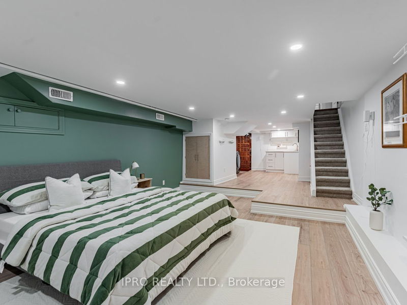 572 Coxwell Ave  Toronto, M4C 3B6 | Image 29