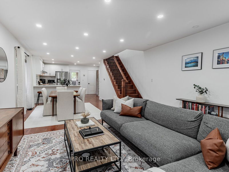 572 Coxwell Ave  Toronto, M4C 3B6 | Image 6