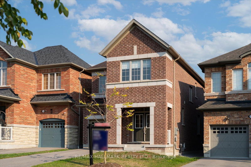 1192 Enchanted Cres  Pickering, L1X 0G9 | Image 2