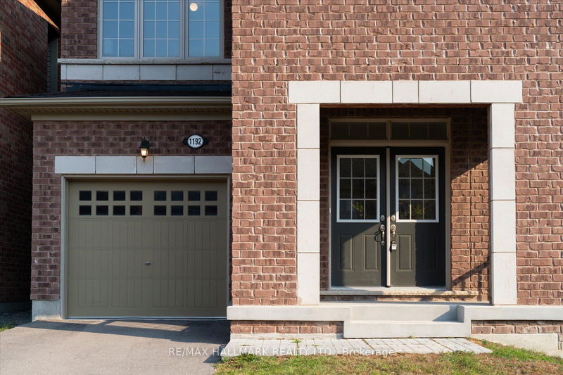 1192 Enchanted Cres  Pickering, L1X 0G9 | Image 3