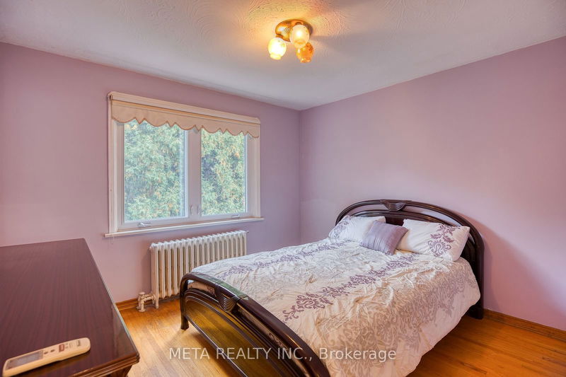 27 Glen Gannon Dr  Toronto, M4B 2W3 | Image 19