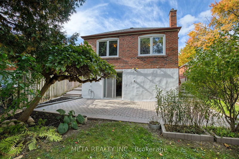 27 Glen Gannon Dr  Toronto, M4B 2W3 | Image 37