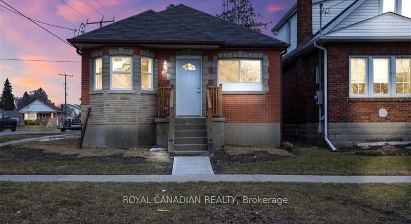 home for lease on 121 Patricia Avenue