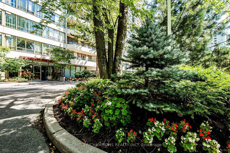  1910 - 5 Greystone Walk Dr  Toronto, M1K 5J5 | Image 2