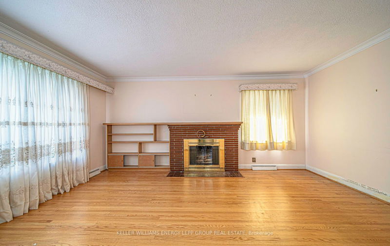 416 King St  Whitby, L1N 4Z4 | Image 5