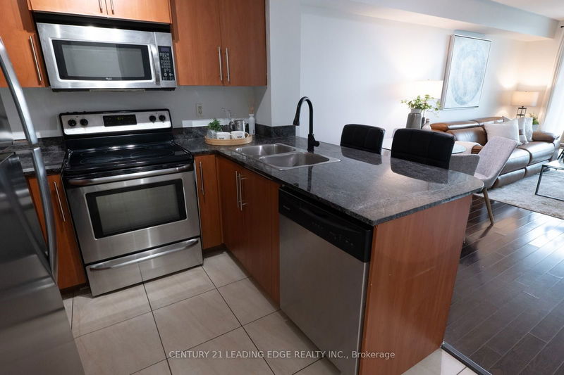  7H - 8 Rosebank Dr  Toronto, M1B 5Z3 | Image 6