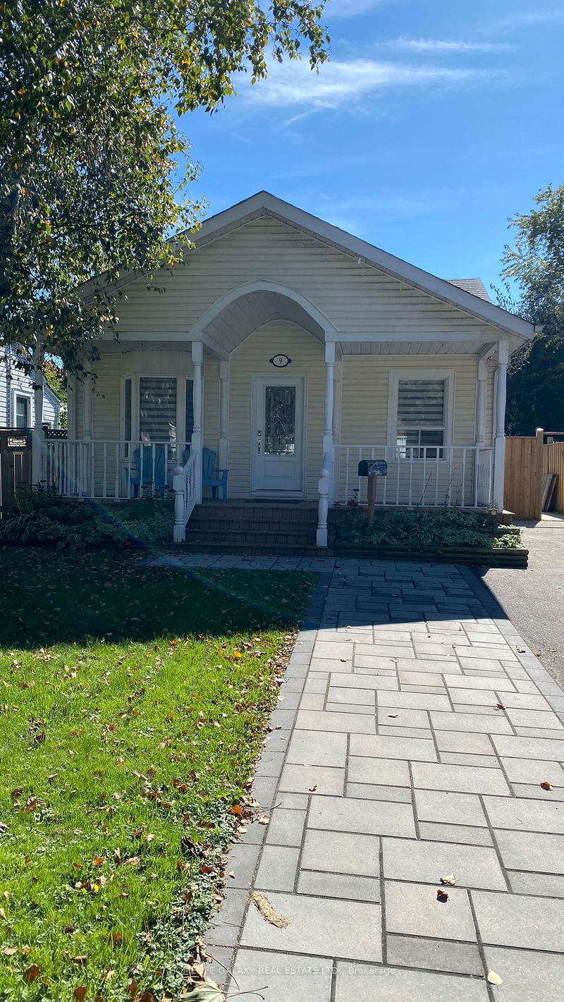home for lease on 9 Maple Street