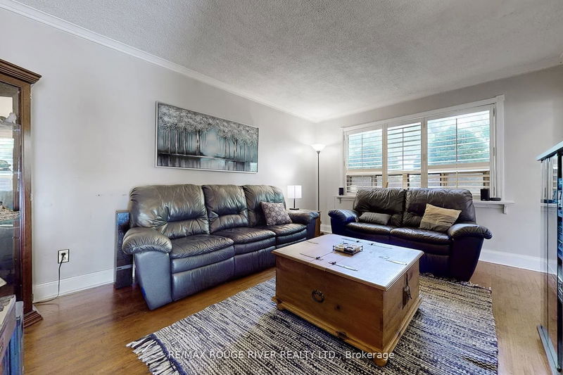 92 Eastville Ave  Toronto, M2M 2N9 | Image 3