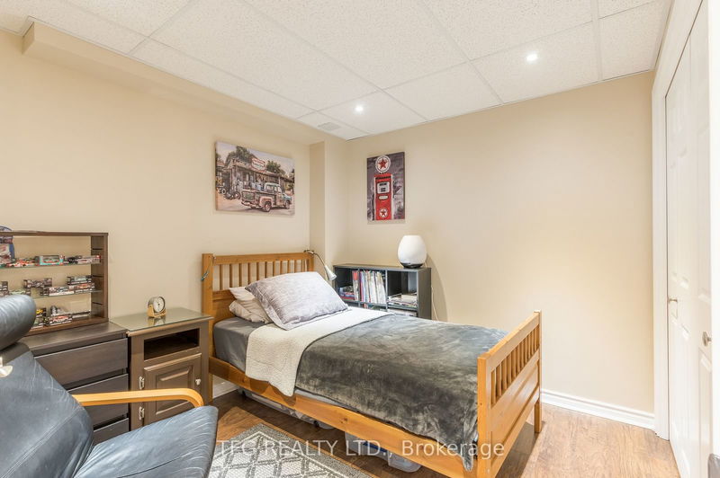 87 Havenwood Pl  Whitby, L1N 9V6 | Image 27