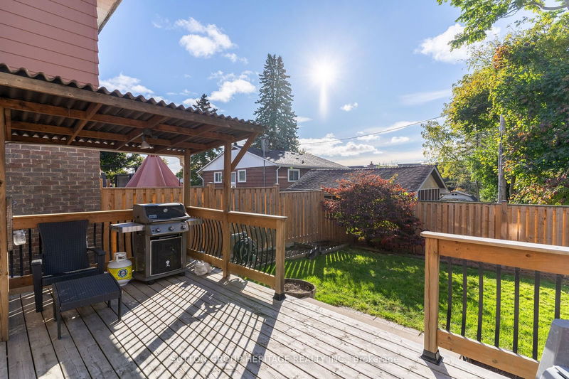 1309 Luna Crt  Pickering, L1W 3C3 | Image 24