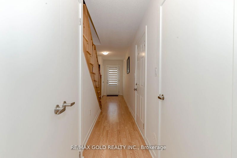 1318 Bradenton Path  Oshawa, L1K 1A9 | Image 10