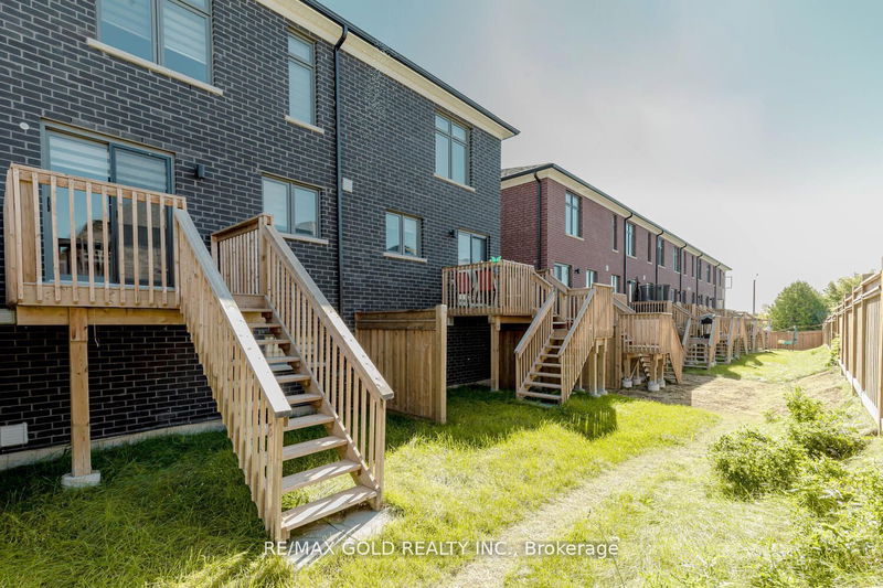 1318 Bradenton Path  Oshawa, L1K 1A9 | Image 40