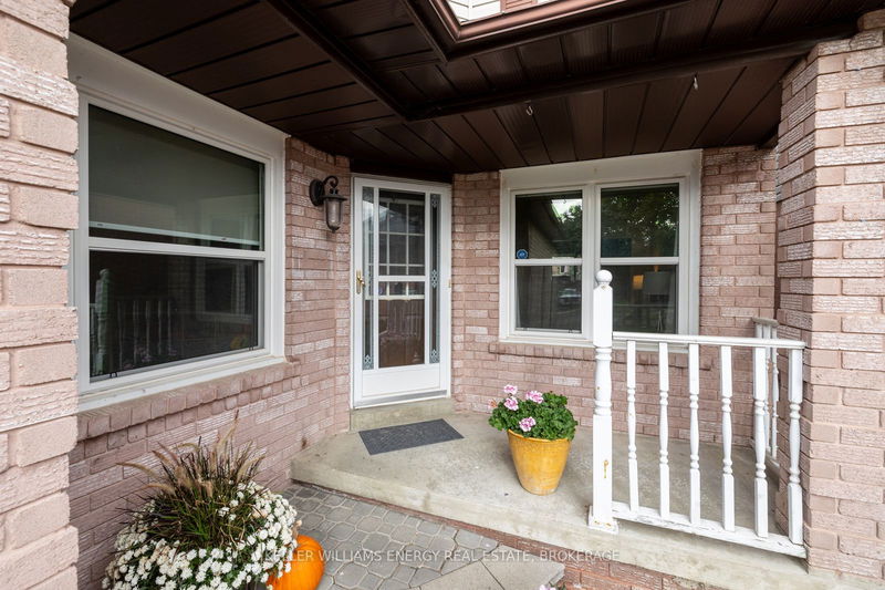 14 Flaxman Ave  Clarington, L1C 4S6 | Image 3