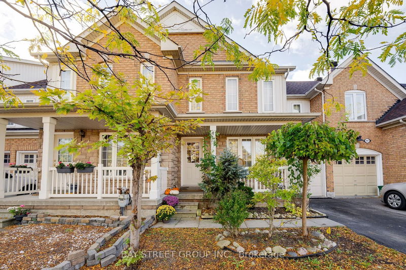 1513 Avonmore Sq  Pickering, L1V 7H2 | Image 1