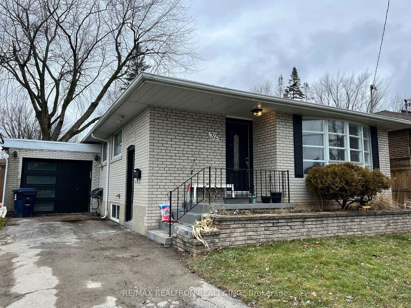 home for lease on Main-32 Fintona Avenue