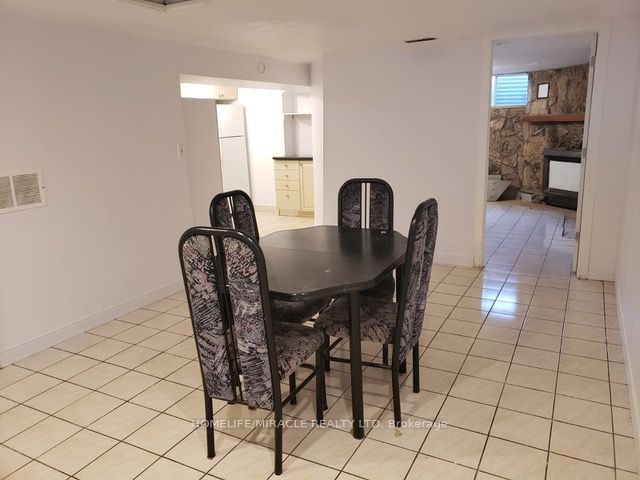 home for lease on BSMT-272 Randall Crescent