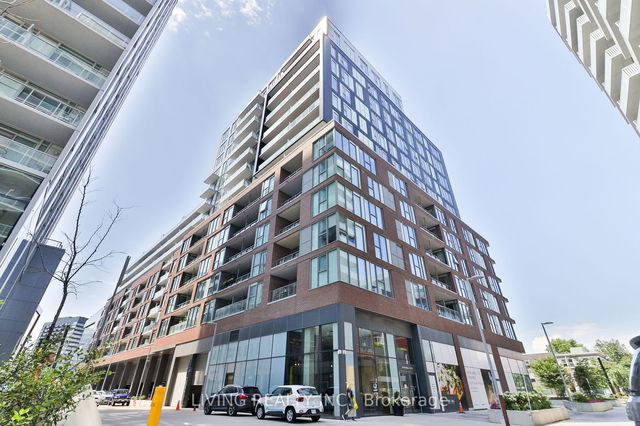424 - 30 Baseball Place