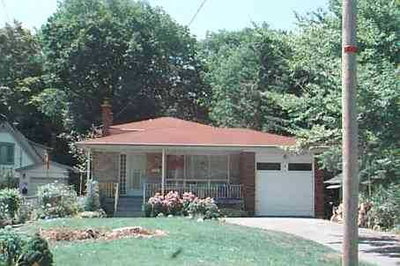 Detached House sold at 18 Larwood Boulevard, Toronto, Ontario, M1M2M5 - Cliffcrest - MLS: E941614