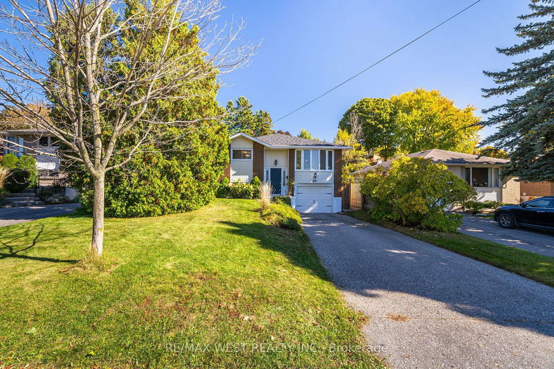 home for sale on 69 Keewatin St S