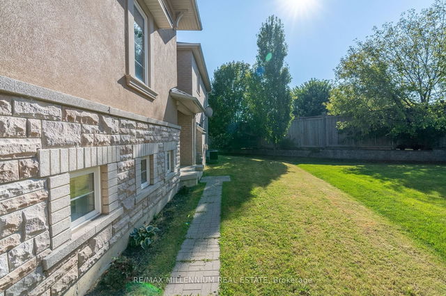 8 Portwine Drive