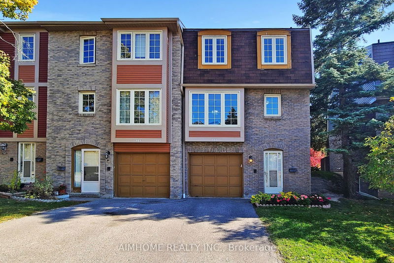 home for sale on 566 Sandhurst Circle