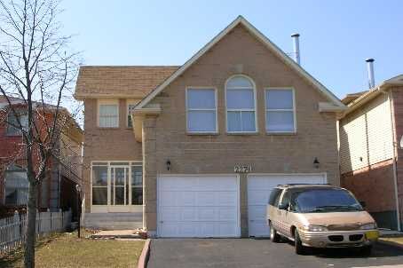 Detached House sold at 2274 Chapman Court, Pickering, Brock Ridge, L1X2E8 - MLS: E947755