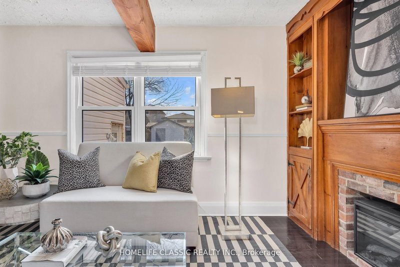 54 S Woodrow Blvd, Toronto, M1N 3L6 | Image 3