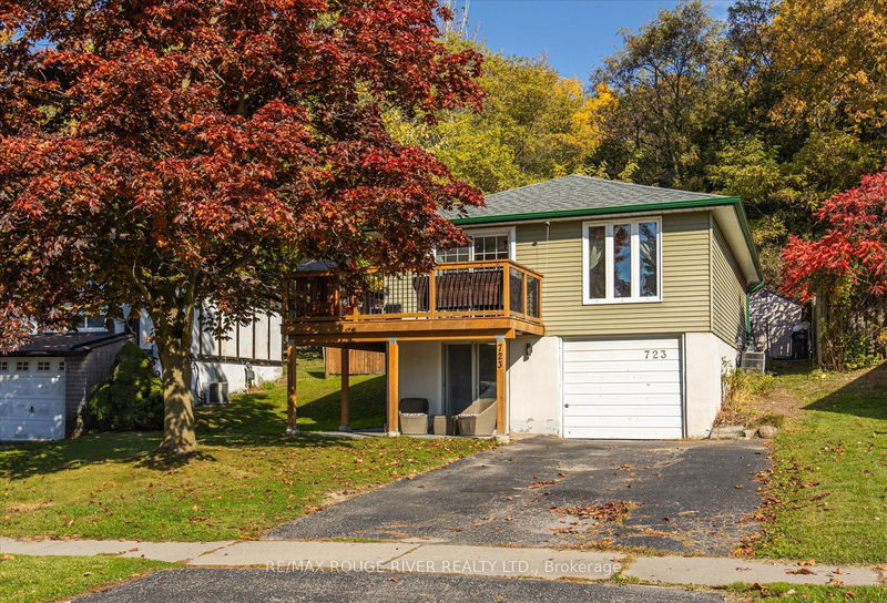 home for sale on 723 Wesley Drive N