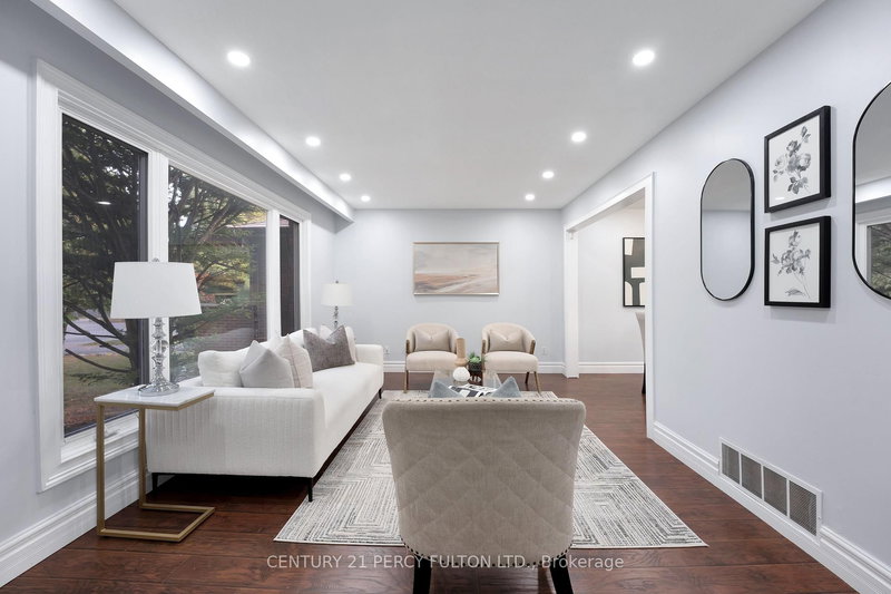 1994 Fairport Rd, Pickering, L1V 1T6 | Image 3