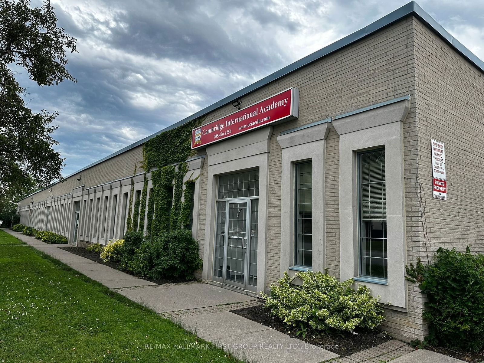 Building at 126 Commercial Avenue, Ajax, South West