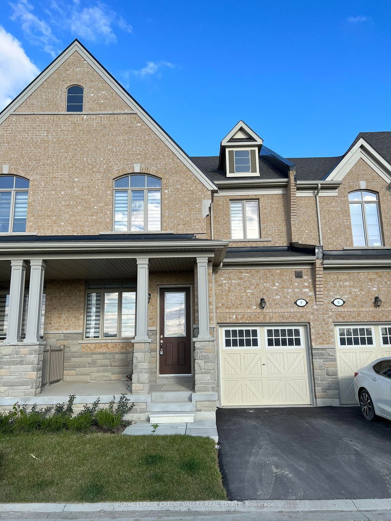 home for lease on 7 Cachia Lane