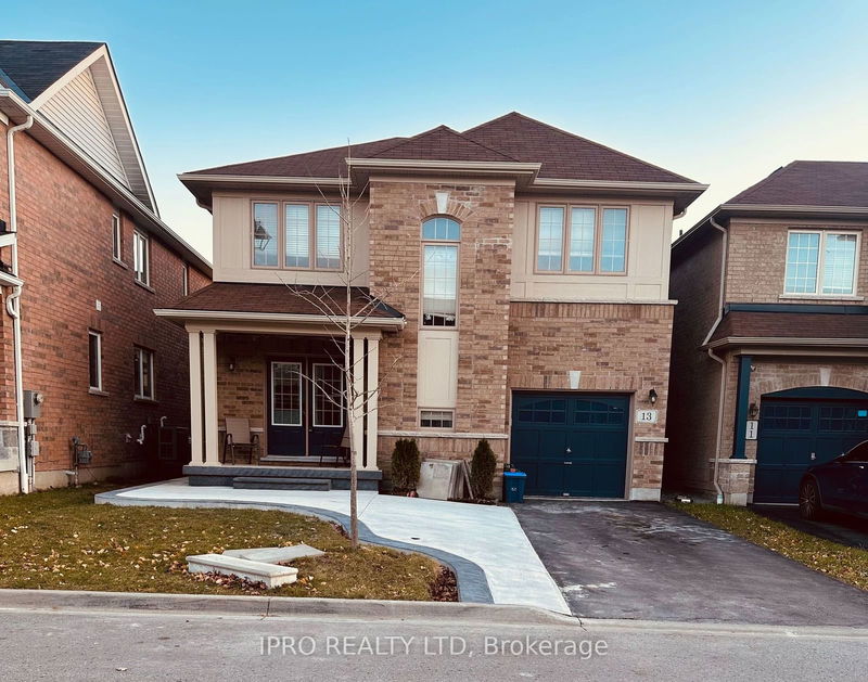 home for lease on 13 Raithby Crescent