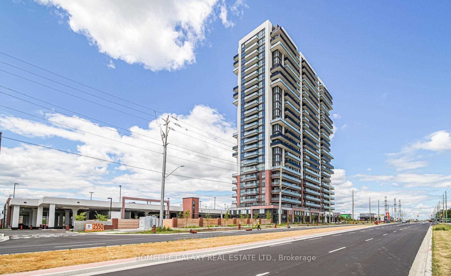 Building at 2550 Simcoe Street, Oshawa, Windfields