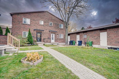 Townhouse for sale at 71-106 Chester Le Boulevard, Toronto, L'Amoreaux, M1W 2X9 - MLS: E9514060