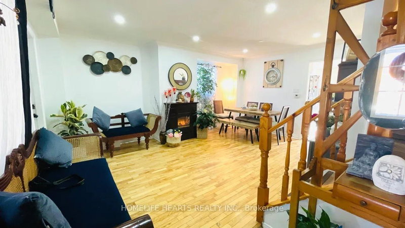 1456 Valley Dr, Oshawa, L1J 7Z3 | Image 3